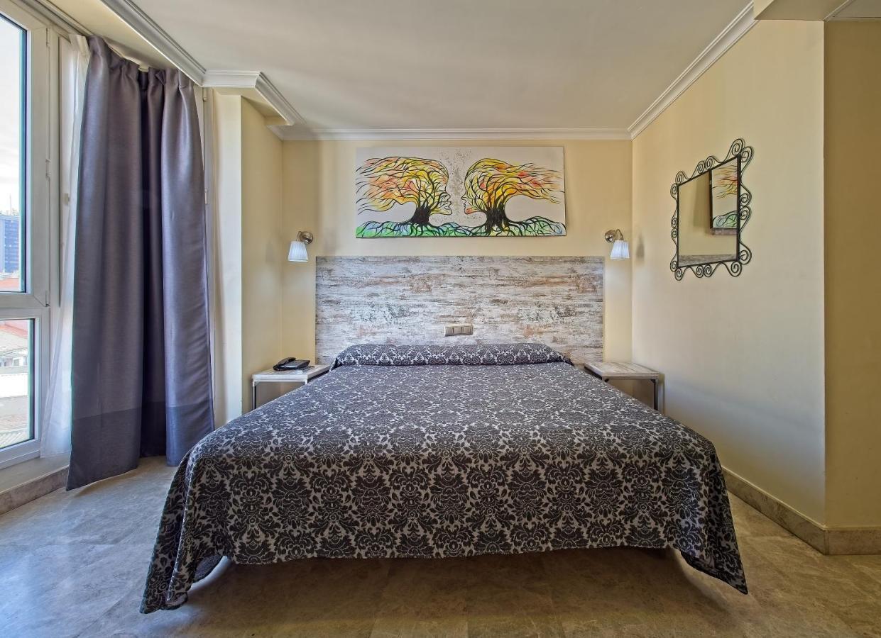 Caballero Errante Madrid Extérieur photo